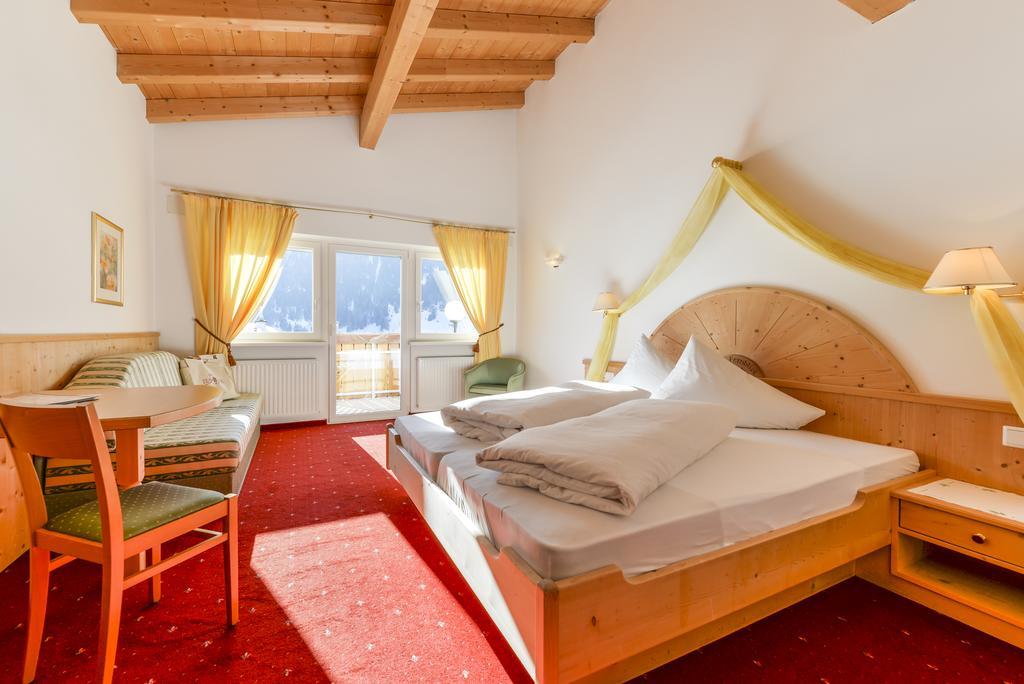 Hotel Fernblick 산발렌티노알라무타 외부 사진